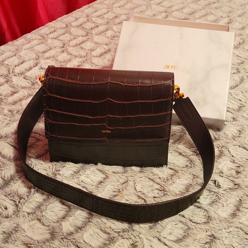 Brown shoulder bag from JW PEI